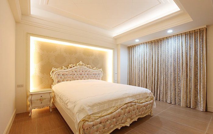 暖黄色华丽简欧风卧室效果图