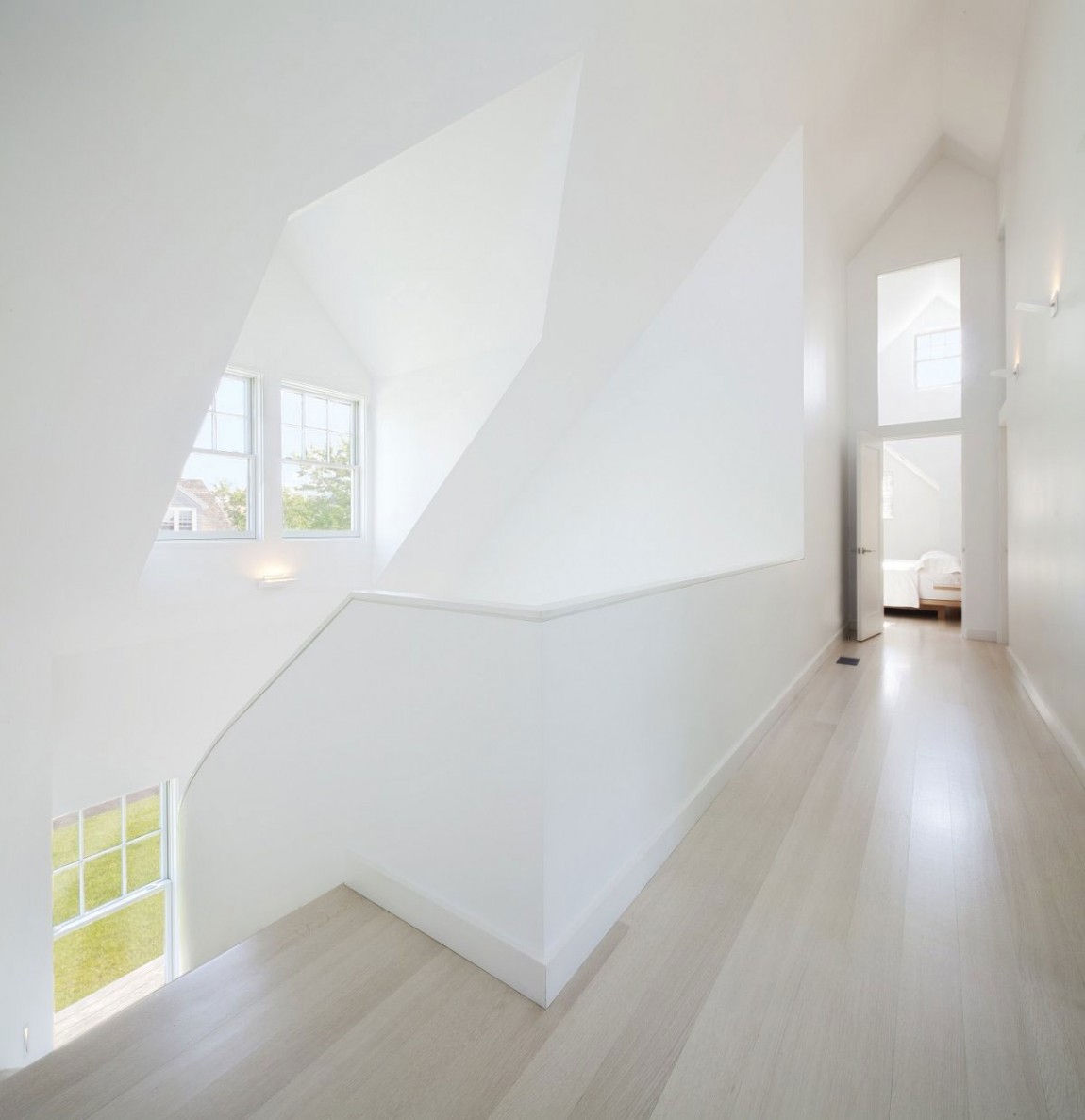 神圣洁净的转角楼梯效果图