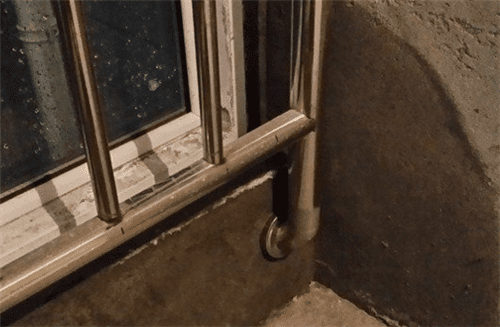 阳台窗户漏水怎么解决 这样做立马解决问题! - 翻新攻略