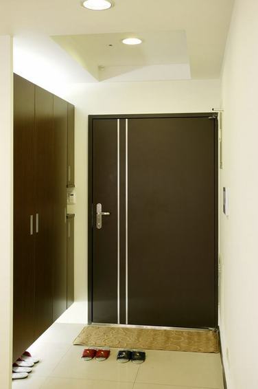 简约进门玄关鞋柜设计 - 效果图