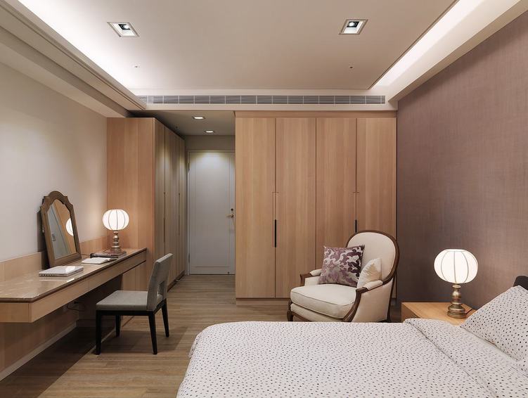 简约时尚卧室原木衣柜设计 - 效果图