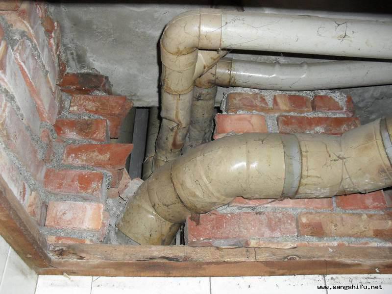 水管漏水怎么办 1分钟解决水管漏水的烦恼 - 翻新攻略